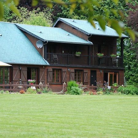 Spruce Lake Sauviat-sur-Vige Luaran gambar